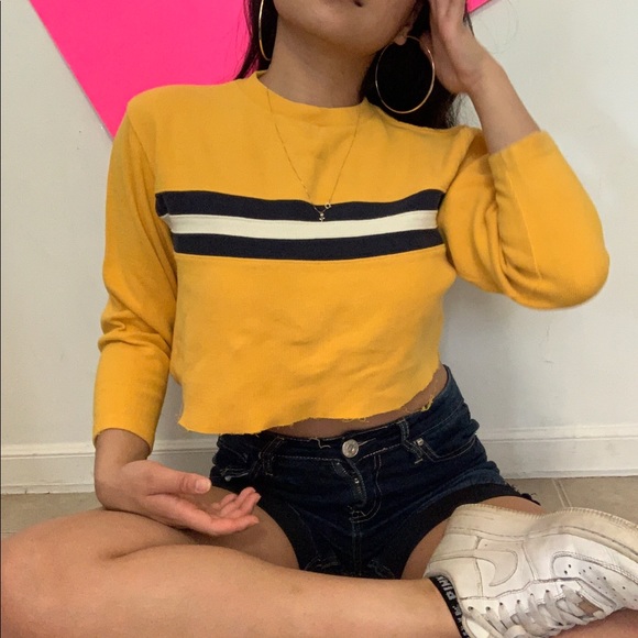 Sweaters - yellow crewneck sweater ✧